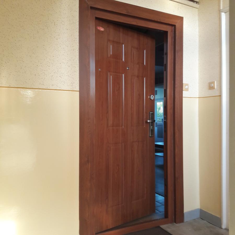 Studio 18 Apartman Kazincbarcika Exterior foto